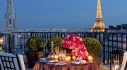 Франция на День Святого Валентина. Отдых на День Всех Влюбленных в Париже